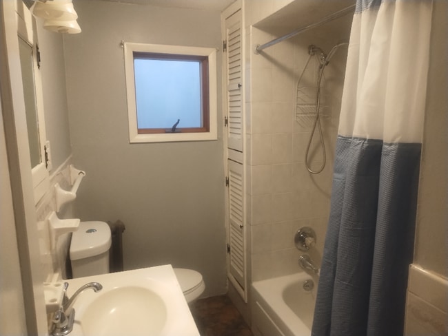 72 Glenwood Ave in Binghamton, NY - Building Photo - Building Photo