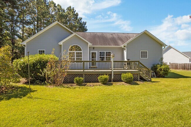 105 Serenity Ct in New Bern, NC - Building Photo - Building Photo