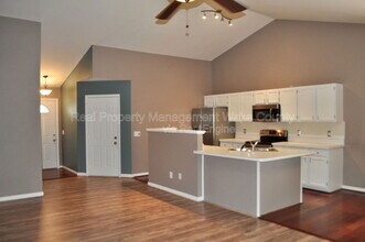 2120 Leadenhall Way in Raleigh, NC - Building Photo - Building Photo