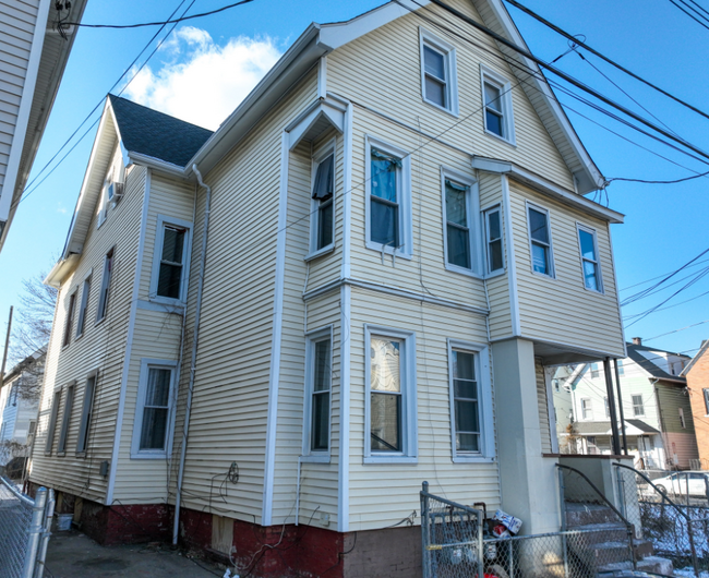 40 Shelter St in New Haven, CT - Building Photo - Building Photo