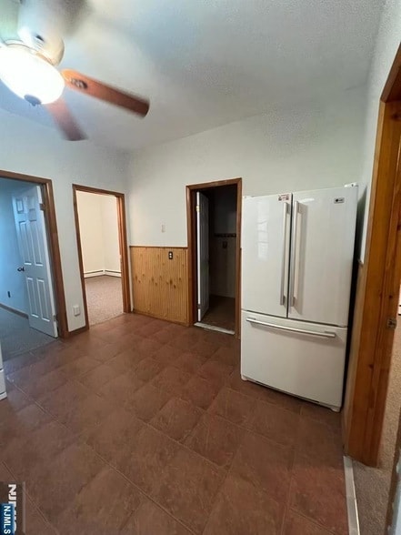 16 Farnham Ave, Unit 2 in Garfield, NJ - Building Photo - Building Photo
