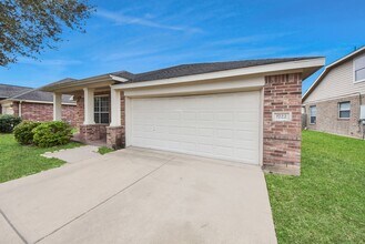 1722 Lansing Cove Dr in Fresno, TX - Building Photo - Building Photo