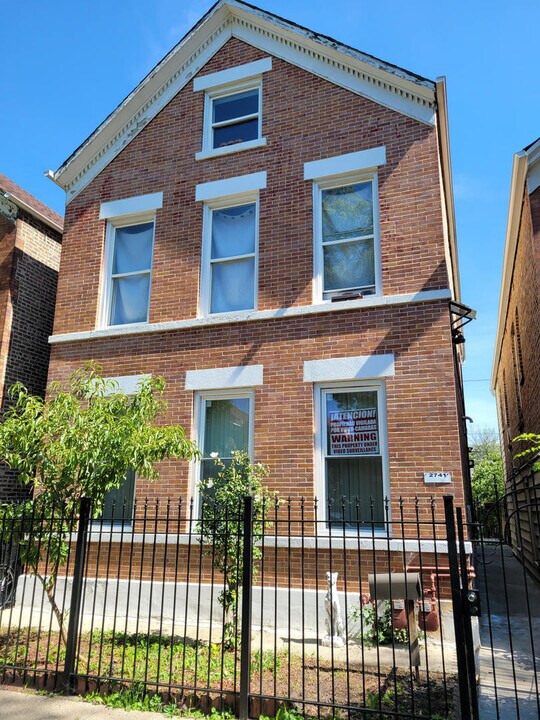2741 S Trumbull Ave in Chicago, IL - Building Photo