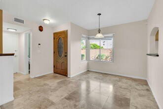 7097 Beckington Ln in San Diego, CA - Building Photo - Building Photo