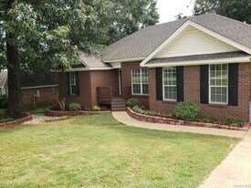 87 Mountain View Ct in Millbrook, AL - Building Photo