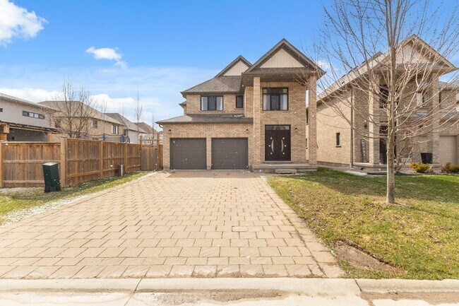 1943 Cedarpark Dr in London, ON - Building Photo - Building Photo