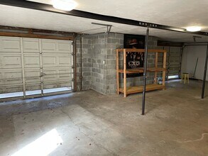 1901 Faulk Dr in Tallahassee, FL - Building Photo - Building Photo