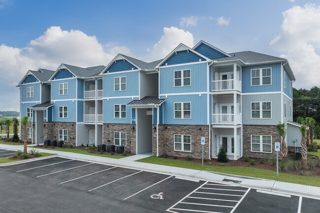 Pelican Crossing in Longs, SC - Building Photo - Building Photo