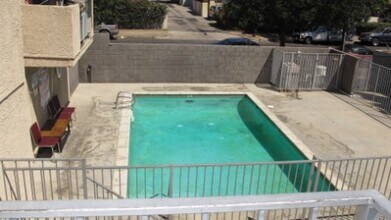 7020 Coldwater Canyon Ave, Unit 104 in Los Angeles, CA - Building Photo - Building Photo