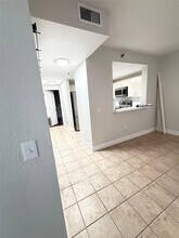 2901 Riverside Dr in Coral Springs, FL - Building Photo - Building Photo