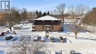 23 Downes Ave in Prince Edward, ON - Building Photo
