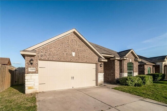 13409 Clara Martin in Manor, TX - Building Photo - Building Photo