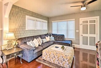 325 W Spring St in Appleton, WI - Building Photo - Building Photo