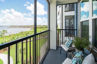 Camden Clearwater in Clearwater, FL - Foto de edificio - Building Photo