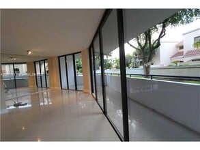 21075 NE 34th Ave in Miami, FL - Building Photo - Building Photo