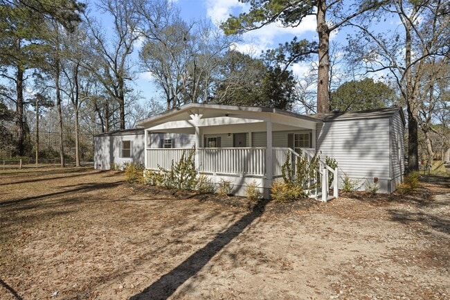 property at 23239 Lakeside Dr