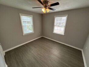 2156 Stovall Ave in Memphis, TN - Building Photo - Building Photo