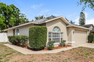 10917 Freemont Dr in New Port Richey, FL - Foto de edificio - Building Photo