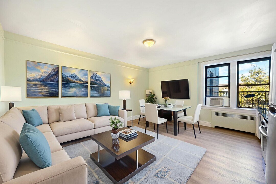 1722 John F. Kennedy Blvd in Union City, NJ - Building Photo