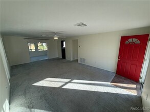 9340 N Citrus Springs Blvd in Citrus Springs, FL - Building Photo - Building Photo