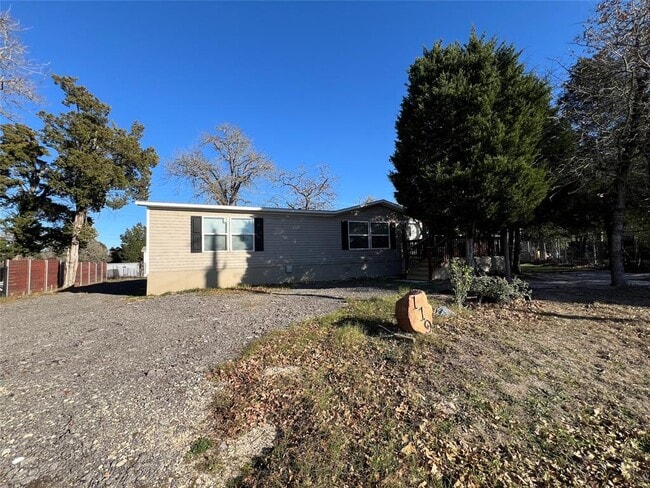 119 Cam. de Agua in Elgin, TX - Building Photo - Building Photo