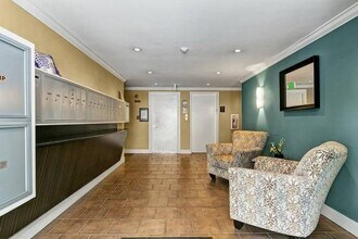 Voss Ballard Apartments in Seattle, WA - Foto de edificio - Interior Photo