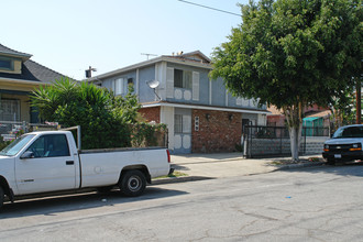 969 S Kenmore Ave in Los Angeles, CA - Building Photo - Building Photo