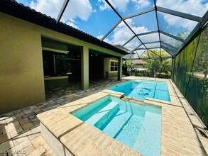 16344 Aberdeen Wy in Naples, FL - Building Photo - Building Photo