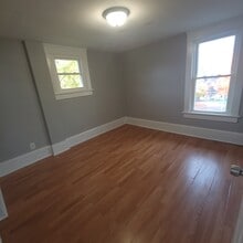 1352 Sprague St in Akron, OH - Building Photo - Building Photo