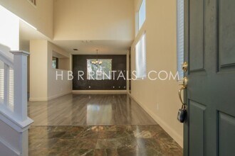 949 Sagewood Ct in Tracy, CA - Foto de edificio - Building Photo