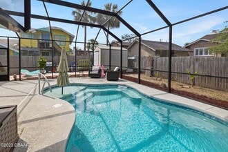 224 Taylor Ave in Daytona Beach, FL - Building Photo - Building Photo