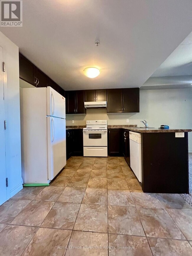 property at 67 Kingsbury Square