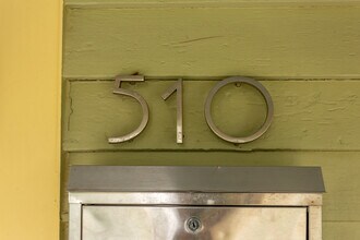 510 Oakwood Ave in Durham, NC - Building Photo - Building Photo