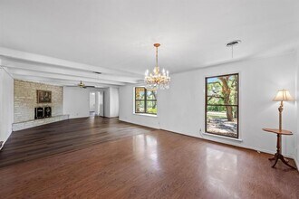 7800 Hudson Loop in Austin, TX - Building Photo - Building Photo