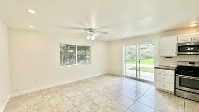 3997 Sumac Summit in Fallbrook, CA - Building Photo - Building Photo