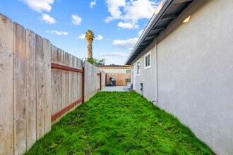 1135 Florida St in Imperial Beach, CA - Building Photo - Building Photo