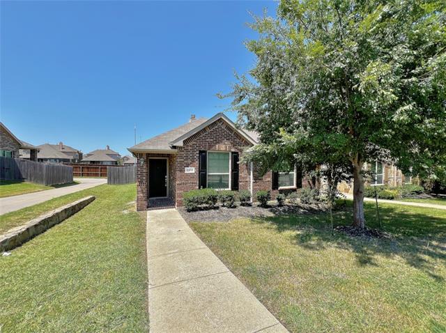 8472 Gentian Dr in Fort Worth, TX - Building Photo