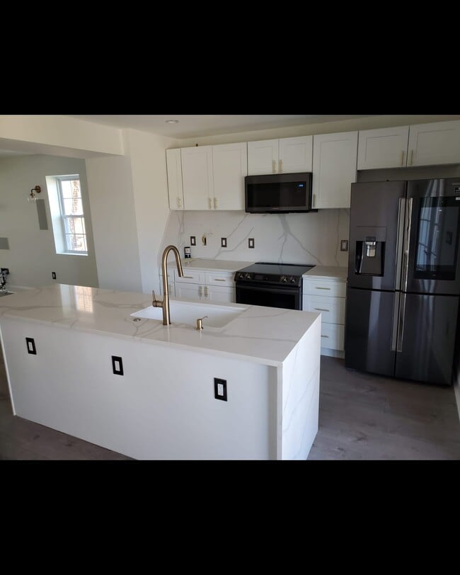 5003 South Dakota Ave NE, Unit A in Washington, DC - Building Photo - Building Photo