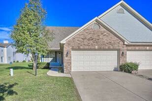 2304 Blanche Ln in Champaign, IL - Building Photo