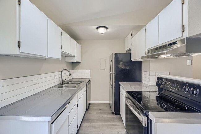 property at 209 E 36th St