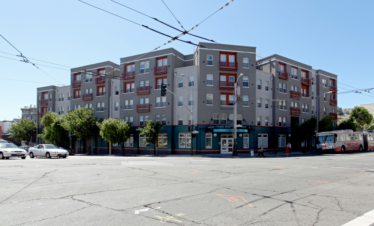 Bernal Gateway Apartments in San Francisco, CA - Building Photo