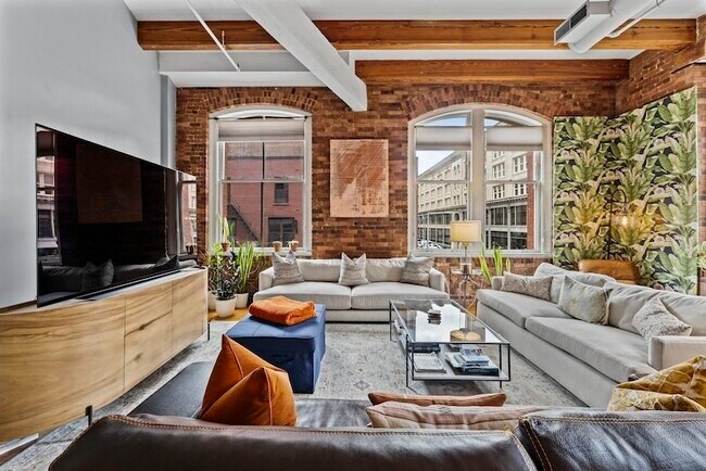 150 Lincoln St in Boston, MA - Building Photo - Building Photo
