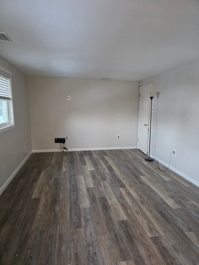 1903 Old Lincoln Hwy, Unit The Garage in Langhorne, PA - Building Photo - Building Photo