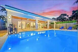 3427 Frow Ave in Miami, FL - Building Photo