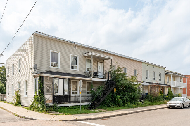 159 Giguère Av in Québec, QC - Building Photo - Building Photo