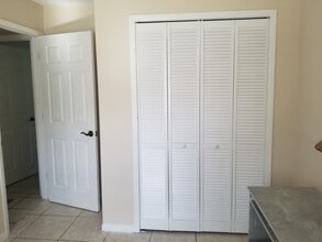 1088 Persian Ln in Sebastian, FL - Building Photo - Building Photo