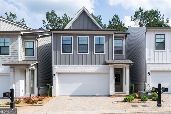 property at 717 Stickley Oak Way