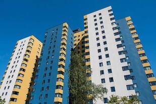 Skye at Belltown in Seattle, WA - Building Photo