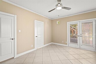 332 Asbury St in Houston, TX - Building Photo - Building Photo
