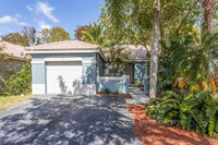 4116 Pine Ridge Ln in Weston, FL - Building Photo - Building Photo